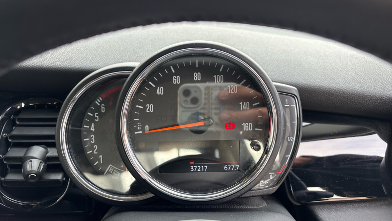 MINI Hatchback 1.5 Cooper Classic II 5dr Petrol Hatchback